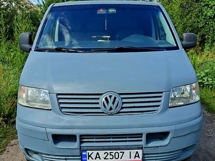 Фольксваген Transporter 2004 в Краматорске на Automoto.ua Желтый Фольксваген Transporter, объемом двигателя 2.5 л и пробегом 388 тыс. км за 5500 $, фото 1 на Automoto.ua