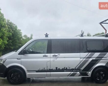 Серый Фольксваген Transporter, объемом двигателя 2 л и пробегом 183 тыс. км за 39999 $, фото 2 на Automoto.ua