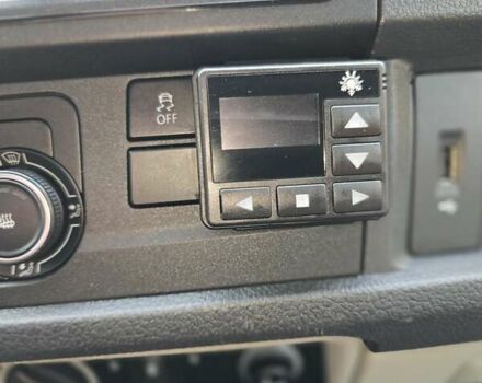 Серый Фольксваген Transporter, объемом двигателя 2 л и пробегом 183 тыс. км за 39999 $, фото 60 на Automoto.ua