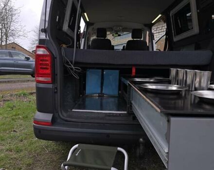 Серый Фольксваген Transporter, объемом двигателя 2 л и пробегом 183 тыс. км за 39999 $, фото 18 на Automoto.ua