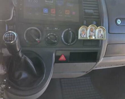 Сірий Фольксваген Transporter, об'ємом двигуна 2.46 л та пробігом 359 тис. км за 6700 $, фото 5 на Automoto.ua