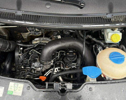 Серый Фольксваген Transporter, объемом двигателя 2 л и пробегом 499 тыс. км за 10500 $, фото 10 на Automoto.ua