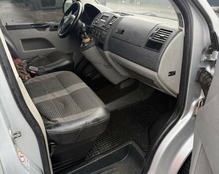 Серый Фольксваген Transporter, объемом двигателя 2 л и пробегом 499 тыс. км за 10500 $, фото 7 на Automoto.ua