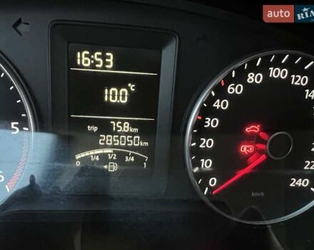 Сірий Фольксваген Transporter, об'ємом двигуна 2 л та пробігом 185 тис. км за 11500 $, фото 14 на Automoto.ua