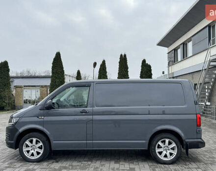 Серый Фольксваген Transporter, объемом двигателя 2 л и пробегом 280 тыс. км за 14999 $, фото 3 на Automoto.ua