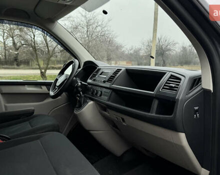 Серый Фольксваген Transporter, объемом двигателя 2 л и пробегом 280 тыс. км за 14999 $, фото 21 на Automoto.ua