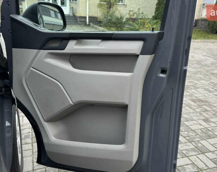 Серый Фольксваген Transporter, объемом двигателя 2 л и пробегом 280 тыс. км за 14999 $, фото 20 на Automoto.ua