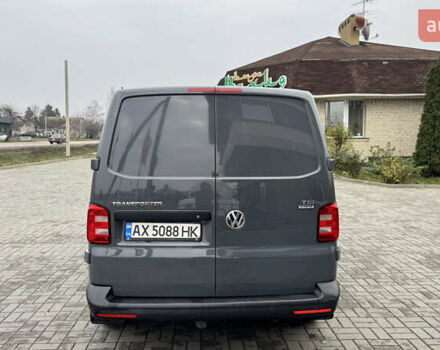 Серый Фольксваген Transporter, объемом двигателя 2 л и пробегом 280 тыс. км за 14999 $, фото 5 на Automoto.ua