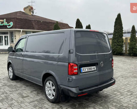 Серый Фольксваген Transporter, объемом двигателя 2 л и пробегом 280 тыс. км за 14999 $, фото 4 на Automoto.ua