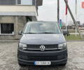 Серый Фольксваген Transporter, объемом двигателя 2 л и пробегом 280 тыс. км за 14999 $, фото 1 на Automoto.ua