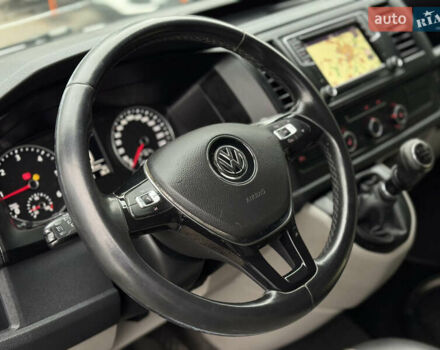Сірий Фольксваген Transporter, об'ємом двигуна 1.97 л та пробігом 295 тис. км за 19500 $, фото 6 на Automoto.ua
