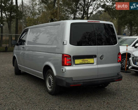Сірий Фольксваген Transporter, об'ємом двигуна 1.97 л та пробігом 295 тис. км за 19500 $, фото 1 на Automoto.ua