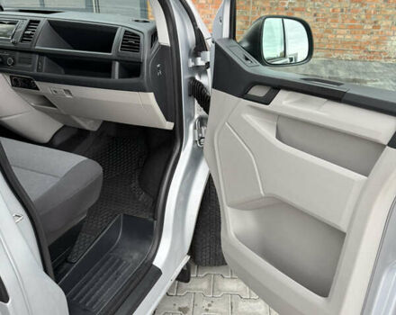Сірий Фольксваген Transporter, об'ємом двигуна 1.97 л та пробігом 235 тис. км за 21000 $, фото 8 на Automoto.ua