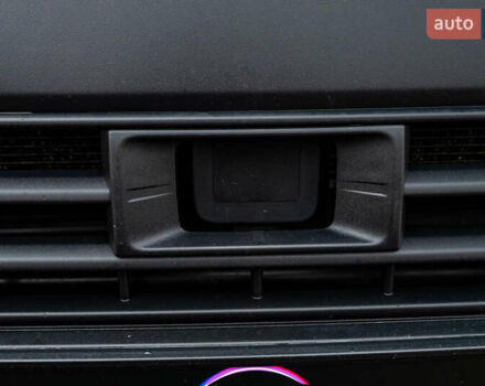 Серый Фольксваген Transporter, объемом двигателя 2 л и пробегом 159 тыс. км за 26500 $, фото 4 на Automoto.ua