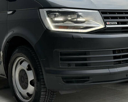 Серый Фольксваген Transporter, объемом двигателя 2 л и пробегом 228 тыс. км за 19400 $, фото 13 на Automoto.ua