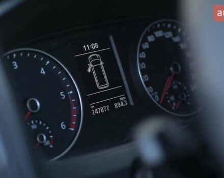 Серый Фольксваген Transporter, объемом двигателя 2 л и пробегом 248 тыс. км за 23000 $, фото 47 на Automoto.ua