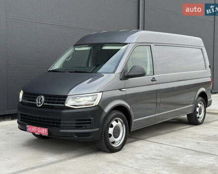 Серый Фольксваген Transporter, объемом двигателя 2 л и пробегом 228 тыс. км за 19400 $, фото 3 на Automoto.ua