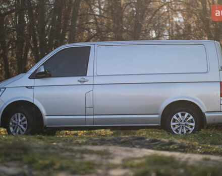 Серый Фольксваген Transporter, объемом двигателя 2 л и пробегом 248 тыс. км за 23000 $, фото 12 на Automoto.ua