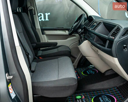 Серый Фольксваген Transporter, объемом двигателя 2 л и пробегом 159 тыс. км за 26500 $, фото 51 на Automoto.ua