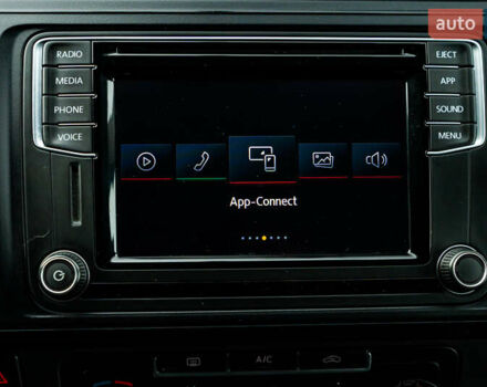 Серый Фольксваген Transporter, объемом двигателя 2 л и пробегом 159 тыс. км за 26500 $, фото 66 на Automoto.ua