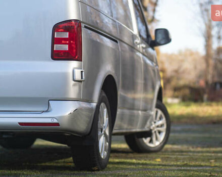 Серый Фольксваген Transporter, объемом двигателя 2 л и пробегом 248 тыс. км за 23000 $, фото 24 на Automoto.ua