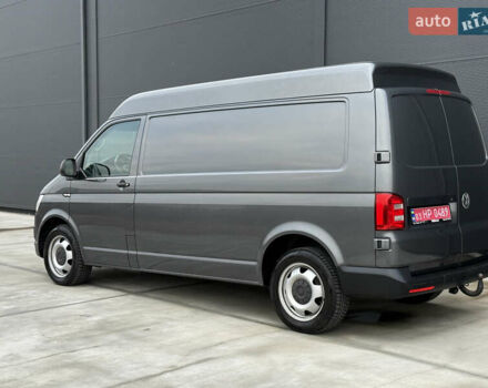 Серый Фольксваген Transporter, объемом двигателя 2 л и пробегом 228 тыс. км за 19400 $, фото 11 на Automoto.ua