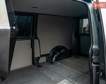 Серый Фольксваген Transporter, объемом двигателя 2 л и пробегом 159 тыс. км за 26500 $, фото 33 на Automoto.ua