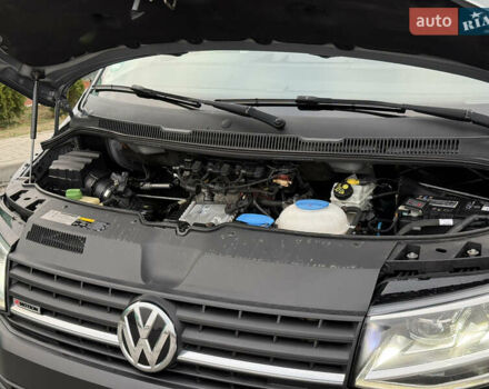 Серый Фольксваген Transporter, объемом двигателя 2 л и пробегом 228 тыс. км за 19400 $, фото 36 на Automoto.ua