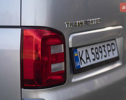 Серый Фольксваген Transporter, объемом двигателя 2 л и пробегом 248 тыс. км за 23000 $, фото 26 на Automoto.ua
