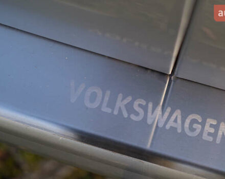 Серый Фольксваген Transporter, объемом двигателя 2 л и пробегом 248 тыс. км за 23000 $, фото 51 на Automoto.ua