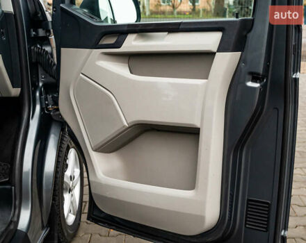 Серый Фольксваген Transporter, объемом двигателя 2 л и пробегом 159 тыс. км за 26500 $, фото 50 на Automoto.ua