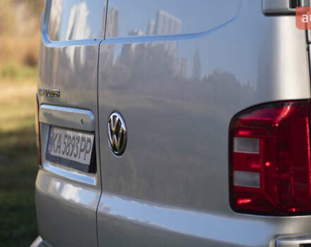 Серый Фольксваген Transporter, объемом двигателя 2 л и пробегом 248 тыс. км за 23000 $, фото 25 на Automoto.ua