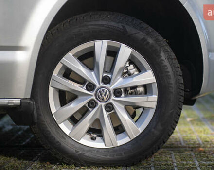 Серый Фольксваген Transporter, объемом двигателя 2 л и пробегом 248 тыс. км за 23000 $, фото 21 на Automoto.ua