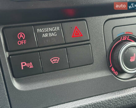 Серый Фольксваген Transporter, объемом двигателя 2 л и пробегом 228 тыс. км за 19400 $, фото 27 на Automoto.ua