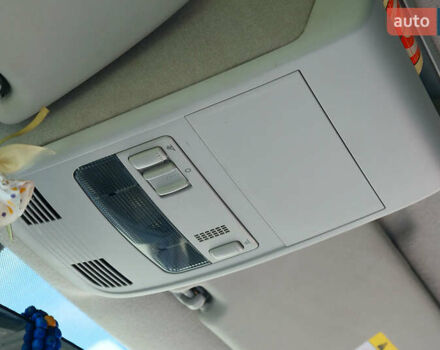 Серый Фольксваген Transporter, объемом двигателя 2 л и пробегом 248 тыс. км за 23000 $, фото 70 на Automoto.ua