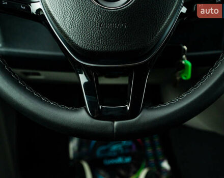 Серый Фольксваген Transporter, объемом двигателя 2 л и пробегом 159 тыс. км за 26500 $, фото 72 на Automoto.ua