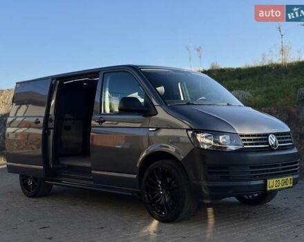 Серый Фольксваген Transporter, объемом двигателя 1.97 л и пробегом 200 тыс. км за 20700 $, фото 9 на Automoto.ua