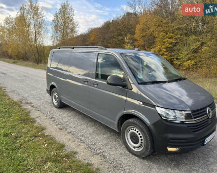 Сірий Фольксваген Transporter, об'ємом двигуна 1.97 л та пробігом 216 тис. км за 25900 $, фото 2 на Automoto.ua