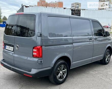 Серый Фольксваген Transporter, объемом двигателя 2 л и пробегом 225 тыс. км за 21999 $, фото 13 на Automoto.ua