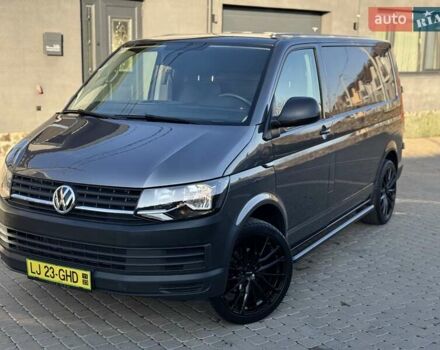 Серый Фольксваген Transporter, объемом двигателя 1.97 л и пробегом 200 тыс. км за 20700 $, фото 1 на Automoto.ua