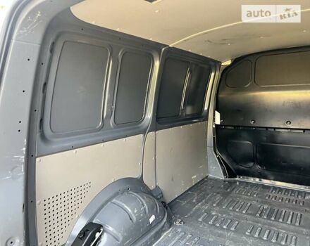 Серый Фольксваген Transporter, объемом двигателя 2 л и пробегом 225 тыс. км за 21999 $, фото 28 на Automoto.ua