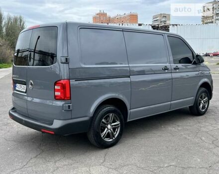 Серый Фольксваген Transporter, объемом двигателя 2 л и пробегом 225 тыс. км за 21999 $, фото 14 на Automoto.ua