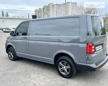 Серый Фольксваген Transporter, объемом двигателя 2 л и пробегом 225 тыс. км за 21999 $, фото 12 на Automoto.ua