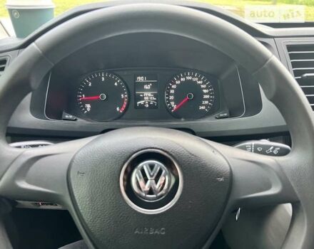 Серый Фольксваген Transporter, объемом двигателя 2 л и пробегом 225 тыс. км за 21999 $, фото 23 на Automoto.ua