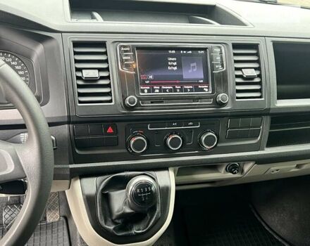 Серый Фольксваген Transporter, объемом двигателя 2 л и пробегом 225 тыс. км за 21999 $, фото 19 на Automoto.ua