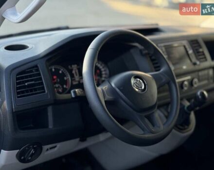 Серый Фольксваген Transporter, объемом двигателя 1.97 л и пробегом 200 тыс. км за 20700 $, фото 25 на Automoto.ua