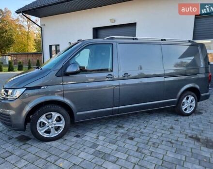 Серый Фольксваген Transporter, объемом двигателя 2 л и пробегом 189 тыс. км за 22500 $, фото 1 на Automoto.ua
