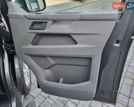 Серый Фольксваген Transporter, объемом двигателя 2 л и пробегом 189 тыс. км за 22500 $, фото 13 на Automoto.ua