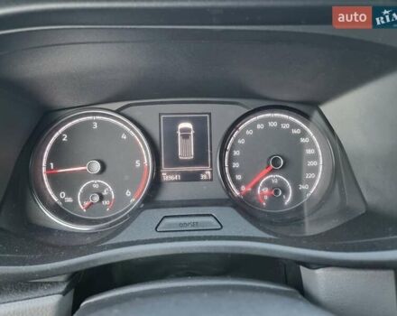 Серый Фольксваген Transporter, объемом двигателя 2 л и пробегом 189 тыс. км за 22500 $, фото 29 на Automoto.ua