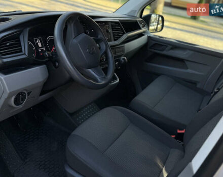 Серый Фольксваген Transporter, объемом двигателя 2 л и пробегом 208 тыс. км за 24850 $, фото 55 на Automoto.ua